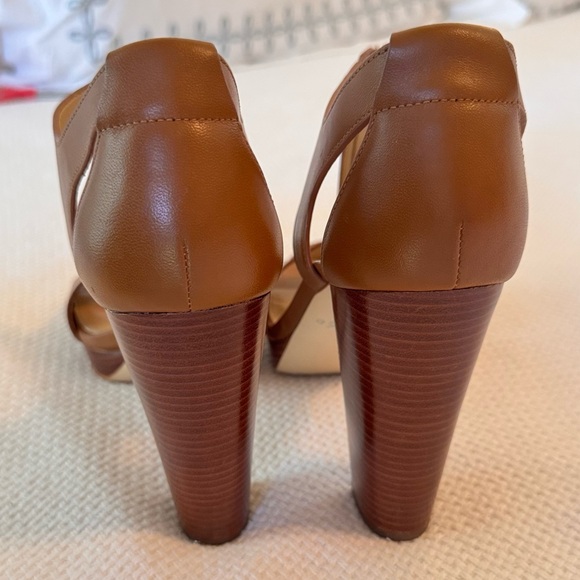 MICHAEL KORS Berkley Tan Leather Block Heel Sandals Platform Heels Shoes - Picture 11 of 15